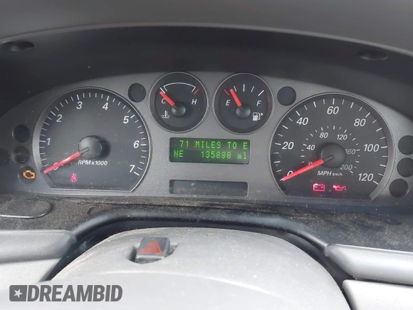 2007 Ford Taurus SEL with VIN 1FAFP56U87A144306, listed as a IAAI auction lot 41899194 with 135,888 mi miles. Bid and sale history available at carsss.com. Image 7.