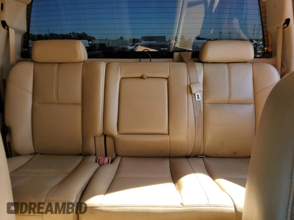 2008 GMC Sierra 3500HD SRW SLT z VIN 1GTHK33648F142584, wystawiony jako Copart lot #81503574 z przebiegiem 209 220 mil mil oraz Szkody całkowita. Historia ofert i sprzedaży dostępna na DreamBid. Obrazek 10.