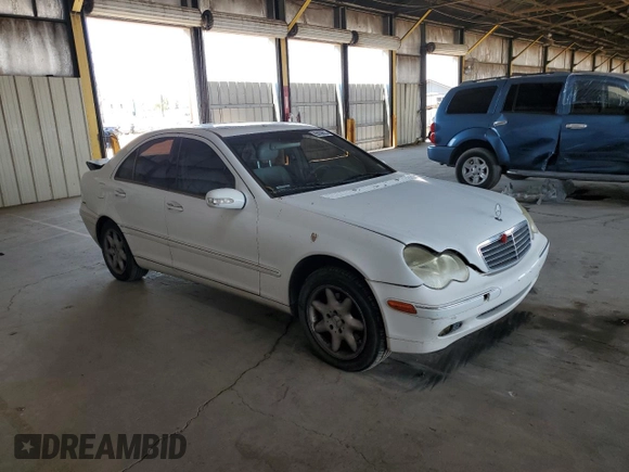 2001 Mercedes-Benz C 320 с VIN WDBRF64J61F085385, выставлен на аукционе Copart как лот 65039625 с пробегом 190 923 миль миль и Списание • Salvage title. История ставок и продаж доступна на DreamBid. Изображение 4.