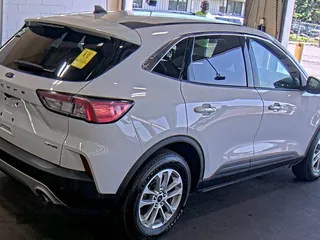 2019 Subaru Outback Premium with VIN 4S4BSAFC7K3310735, listed as a IAAI auction lot 42624920 with 26,846 mi miles and . Bid and sale history available at DreamBid. Image 19.