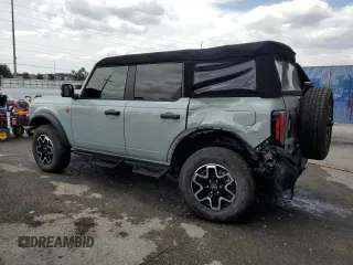 2024 Ford Bronco Badlands z VIN 1FMEE9BP3RLA46984, wystawiony jako Copart lot #55505075 z przebiegiem 4089 mil mil oraz Szkody całkowita. Historia ofert i sprzedaży dostępna na DreamBid. Obrazek 2.