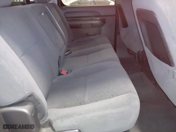 2008 Chevrolet Silverado 1500 LTZ with VIN 3GCEK13M98G106653, listed as a IAAI auction lot 41575197 with 198,114 mi miles. Bid and sale history available at carsss.com. Image 8.
