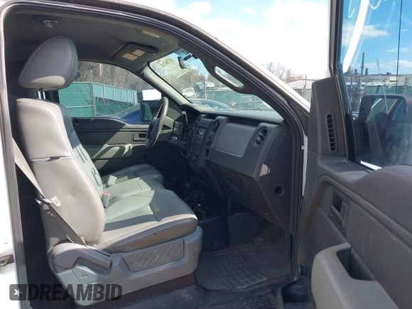 2011 Ford F-150 XL with VIN 1FTMF1EM4BKE14312, listed as a IAAI auction lot 41700715 with 269,462 mi miles and . Bid and sale history available at DreamBid. Image 5.