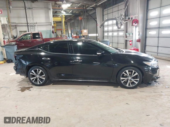 2017 Nissan Maxima SV with VIN 1N4AA6AP7HC405028, listed as a IAAI auction lot 41358504 with 92,231 mi miles. Bid and sale history available at carsss.com. Image 13.