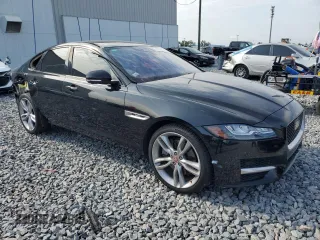 2018 Jaguar XF z VIN SAJBF4EV7JCY55962, wystawiony jako Copart lot #55228375 z przebiegiem 40 420 mil mil oraz Szkody całkowita. Historia ofert i sprzedaży dostępna na DreamBid. Obrazek 4.