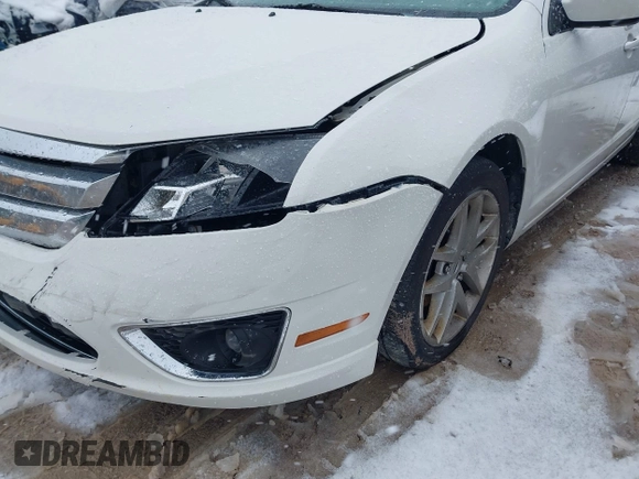 2011 Ford Fusion SEL with VIN 3FAHP0JA9BR156360, listed as a IAAI auction lot 41723154 with 189,984 mi miles. Bid and sale history available at carsss.com. Image 13.