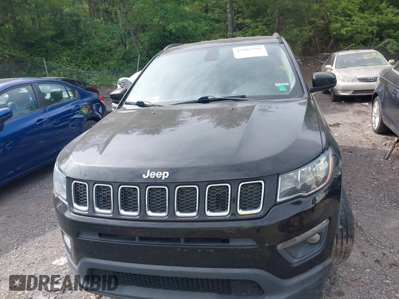 2018 Jeep Compass Latitude with VIN 3C4NJCBB8JT124640, listed as a IAAI auction lot 42182791 with 179,376 mi miles and . Bid and sale history available at DreamBid. Image 12.