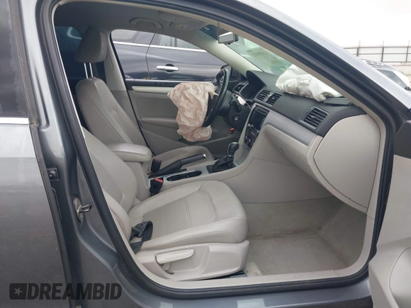 2013 Volkswagen Passat SE с VIN 1VWBH7A34DC144185, выставлен на аукционе IAAI как лот 41930972 с пробегом 232 679 миль миль и . История ставок и продаж доступна на DreamBid. Изображение 5.