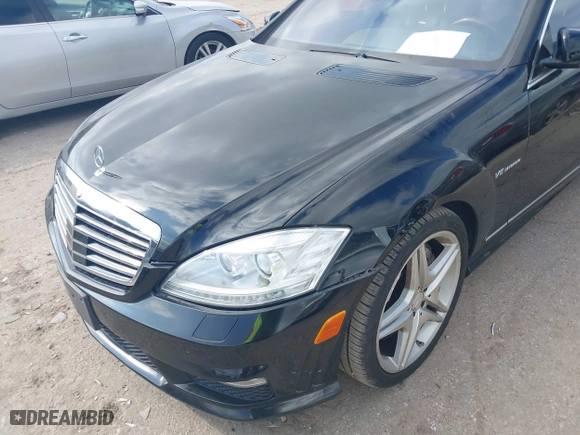 2013 Mercedes-Benz S-Class S 63 AMG with VIN WDDNG7EB1DA504597, listed as a IAAI auction lot 41505669 with 123,429 mi miles. Bid and sale history available at carsss.com. Image 6.