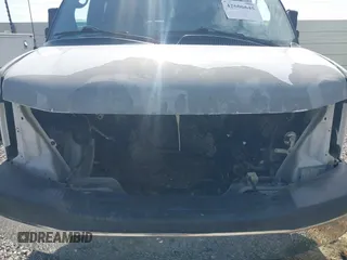 2006 Chevrolet Express Passenger with VIN 1GAHG39U161100741, listed as a IAAI auction lot 42606645 with Not provided miles and . Bid and sale history available at DreamBid. Image 6.