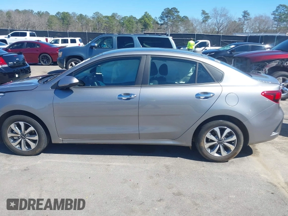 2022 Kia Rio S with VIN 3KPA24AD5NE481448, listed as a IAAI auction lot 41748379 with 65,123 mi miles. Bid and sale history available at carsss.com. Image 14.
