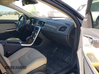 2018 Volvo S60 Inscription Platinum with VIN LYV402HM1JB156380, listed as a IAAI auction lot 41408529 with 106,933 mi miles. Bid and sale history available at carsss.com. Image 5.
