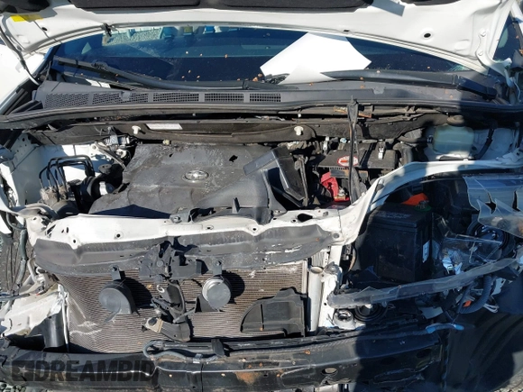 2016 Toyota Sienna XLE with VIN 5TDYK3DC9GS754220, listed as a IAAI auction lot 41303870 with 152,758 mi miles. Bid and sale history available at carsss.com. Image 10.