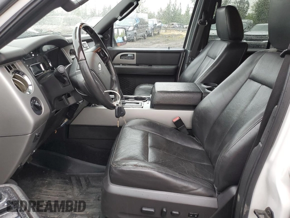 2011 Ford Expedition Limited с VIN 1FMJU2A50BEF07092, выставлен на аукционе Copart как лот 55950025 с пробегом 114 531 миль миль и Списание • Salvage title. История ставок и продаж доступна на DreamBid. Изображение 7.