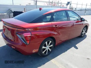 2019 Toyota Mirai with VIN JTDBVRBD3KA007083, listed as a IAAI auction lot 42172756 with 59,270 mi miles and . Bid and sale history available at carsss.com. Image 4.