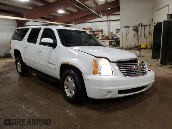 2011 GMC Yukon XL SLT with VIN 1GKS2KE32BR286468, listed as a Copart auction lot 50509415 with 271,634 mi miles and Clean Title. Bid and sale history available at carsss.com. Image 4.
