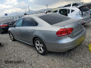 2013 Volkswagen Passat SE w/Sunroof & Nav with VIN 1VWBP7A35DC085070, listed as a Copart auction lot 46667265 with 205,166 mi miles and Salvage Title. Bid and sale history available at carsss.com. Image 2.
