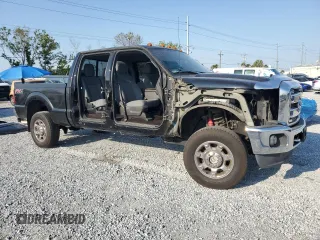 2016 Ford F-250 Lariat with VIN 1FT7W2B60GEA05495, listed as a Copart auction lot 52885575 with 113,520 mi miles and Salvage title. Bid and sale history available at DreamBid. Image 4.