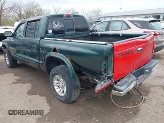 2001 Dodge Dakota Sport z VIN 1B7HG2ANX1S256902, wystawiony jako IAAI lot #42037703 z przebiegiem 121 914 mil mil oraz . Historia ofert i sprzedaży dostępna na DreamBid. Obrazek 3.