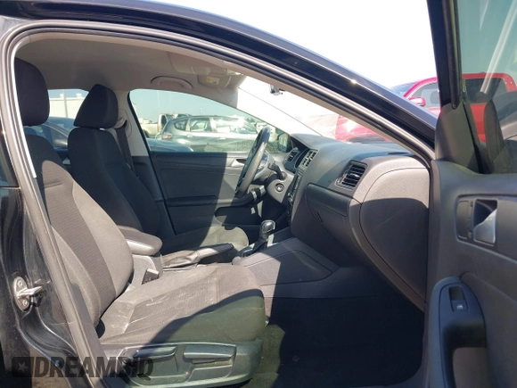 2016 Volkswagen Jetta Sedan 1.4T S w/Technology with VIN 3VW267AJ9GM205926, listed as a IAAI auction lot 42007360 with 142,018 mi miles. Bid and sale history available at carsss.com. Image 5.