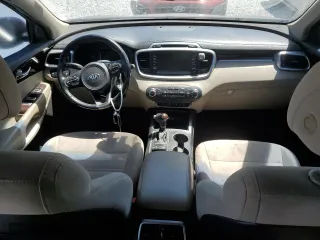 2017 Kia Sorento L with VIN 5XYPG4A32HG198354, listed as a Copart auction lot 53335935 with 0 mi miles and Clean Title. Bid and sale history available at carsss.com. Image 8.