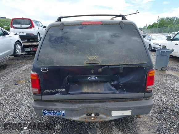 1999 Ford Explorer XL z VIN 1FMDU34X5XUC08663, wystawiony jako IAAI lot #42385444 z przebiegiem 177 387 mil mil oraz . Historia ofert i sprzedaży dostępna na DreamBid. Obrazek 16.