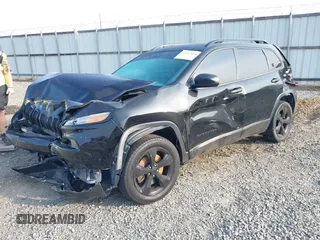 2016 Jeep Cherokee Sport z VIN 1C4PJLABXGW369484, wystawiony jako IAAI lot #42297484 z przebiegiem 157 529 mil mil oraz . Historia ofert i sprzedaży dostępna na DreamBid. Obrazek 17.