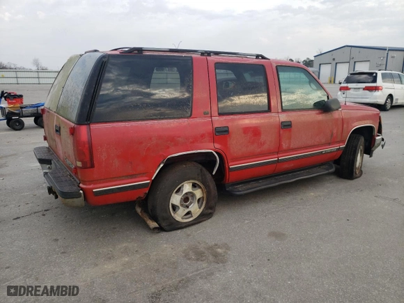 1999 Chevrolet Tahoe Z71 with VIN 1GNEK13R5XJ526703, listed as a Copart auction lot 46286835 with 199,992 mi miles and Salvage Title. Bid and sale history available at carsss.com. Image 3.