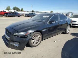 2016 Jaguar XF 35t Premium with VIN SAJBD4BV8GCY06272, listed as a Copart auction lot 72278994 with 87,824 mi miles and Salvage Title. Bid and sale history available at carsss.com. Image 1.