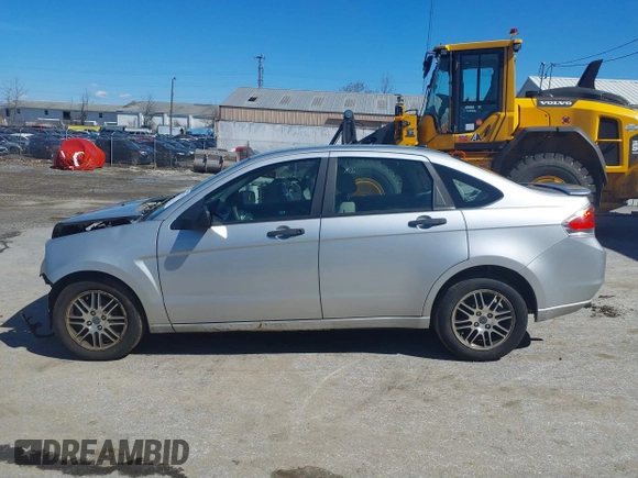 2011 Ford Focus SE with VIN 1FAHP3FN1BW156833, listed as a IAAI auction lot 41879133 with 182,719 mi miles. Bid and sale history available at carsss.com. Image 15.