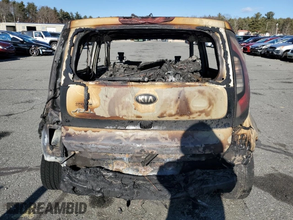 2015 Kia Soul + with VIN KNDJP3A52F7117090, listed as a Copart auction lot 88289725 with 0 mi miles and Salvage Title. Bid and sale history available at carsss.com. Image 6.