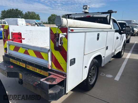 2019 Ford F-250 XL with VIN 1FDBF2A62KEE59702, listed as a IAAI auction lot 42767178 with 120,172 mi miles and . Bid and sale history available at DreamBid. Image 15.