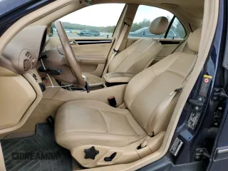 2003 Mercedes-Benz C 240 с VIN WDBRF81J83F377073, выставлен на аукционе Copart как лот 72051204 с пробегом Не указан миль и На запчасти • Non repairable. История ставок и продаж доступна на DreamBid. Изображение 7.