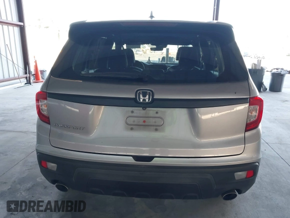 2019 Honda Passport EX-L with VIN 5FNYF7H58KB001928, listed as a IAAI auction lot 41862168 with 102,743 mi miles and . Bid and sale history available at carsss.com. Image 17.