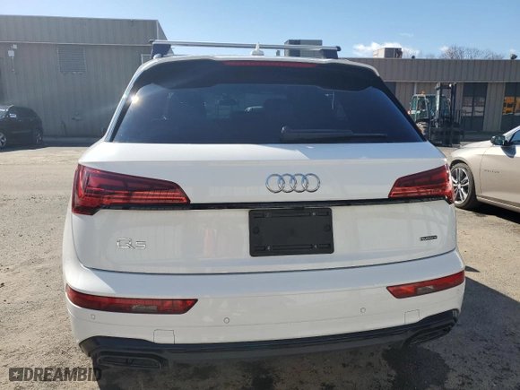2025 Audi Q5 S line Premium with VIN WA1GAAFY0S2020331, listed as a Copart auction lot 45718875 with 7,314 mi miles and Clean Title. Bid and sale history available at carsss.com. Image 6.