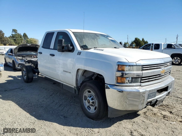 2015 Chevrolet Silverado 2500HD Built After Aug 14 Work Truck with VIN 1GB2CUE8XFZ141947, listed as a Copart auction lot 71298994 with NaN miles and Salvage Title. Bid and sale history available at carsss.com. Image 4.