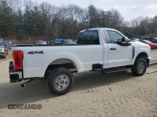 2024 Ford F-250 XL z VIN 1FTBF2BAXREC45252, wystawiony jako Copart lot #84603424 z przebiegiem 467 mil mil oraz Szkoda całkowita • Salvage title. Historia ofert i sprzedaży dostępna na DreamBid. Obrazek 3.