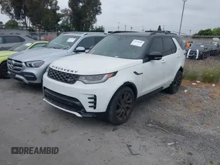 2023 Land Rover Discovery z VIN SALRT2EXXP2471340, wystawiony jako IAAI lot #41920509 z przebiegiem 34 385 mil mil oraz . Historia ofert i sprzedaży dostępna na DreamBid. Obrazek 2.