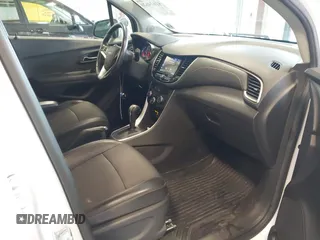 2021 Chevrolet Trax LT with VIN KL7CJPSB0MB349846, listed as a IAAI auction lot 41624620 with 54,804 mi miles. Bid and sale history available at carsss.com. Image 5.
