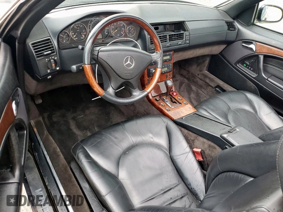 1999 Mercedes-Benz SL 500 z VIN WDBFA68F6XF174406, wystawiony jako Copart lot #59990425 z przebiegiem 87 234 mil mil oraz Szkoda całkowita • Salvage title. Historia ofert i sprzedaży dostępna na DreamBid. Obrazek 8.