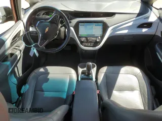 2021 Chevrolet Bolt EV Premier z VIN 1G1FZ6S08M4100791, wystawiony jako Copart lot #48553755 z przebiegiem 35 235 mil mil oraz Szkoda całkowita • Salvage title. Historia ofert i sprzedaży dostępna na DreamBid. Obrazek 8.