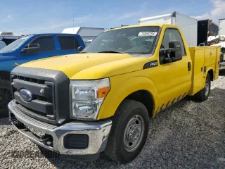 2014 Ford F-250 XL z VIN 1FDBF2A67EEB08840, wystawiony jako Copart lot #74859754 z przebiegiem 220 452 mil mil oraz Czysty tytuł • Clean title. Historia ofert i sprzedaży dostępna na DreamBid. Obrazek 1.