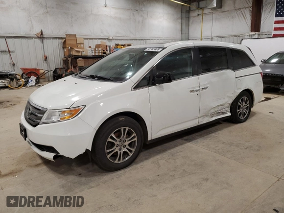 2013 Honda Odyssey EX-L with VIN 5FNRL5H62DB074001, listed as a Copart auction lot 52365665 with 207,957 mi miles and Non Repairable. Bid and sale history available at carsss.com. Image 1.