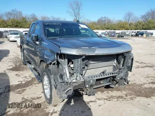 2020 Chevrolet Silverado 1500 LT with VIN 1GCRYDED1LZ274357, listed as a IAAI auction lot 41525824 with 58,572 mi miles. Bid and sale history available at carsss.com. Image 1.