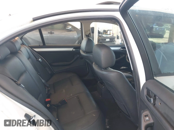 2004 BMW 3 Series 325i with VIN WBAET37424NJ46445, listed as a IAAI auction lot 42174494 with 232,801 mi miles and . Bid and sale history available at DreamBid. Image 8.