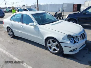 2009 Mercedes-Benz E-Class Luxury 3.5L with VIN WDBUF56X99B407610, listed as a IAAI auction lot 42173139 with 159,658 mi miles. Bid and sale history available at carsss.com. Image 1.