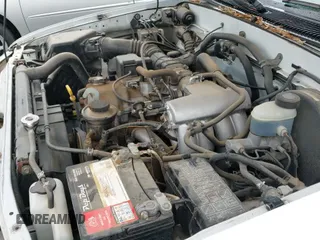 2004 Toyota Tacoma with VIN 5TEVL52N14Z328259, listed as a IAAI auction lot 41750504 with 146,784 mi miles and . Bid and sale history available at DreamBid. Image 19.