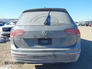 2020 Volkswagen Tiguan S with VIN 3VV1B7AX2LM133073, listed as a IAAI auction lot 41340634 with 70,342 mi miles and . Bid and sale history available at DreamBid. Image 16.