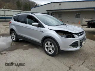 2016 Ford Escape SE with VIN 1FMCU9G94GUA74899, listed as a Copart auction lot 51660155 with 91,047 mi miles and Salvage Title. Bid and sale history available at DreamBid. Image 4.