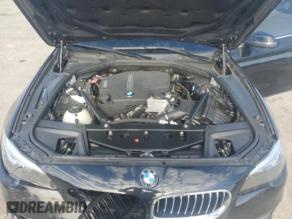 2014 BMW 5 Series 528i z VIN WBA5A5C51ED509423, wystawiony jako Copart lot #88244425 z przebiegiem 65 844 mil mil oraz Szkoda całkowita • Salvage title. Historia ofert i sprzedaży dostępna na DreamBid. Obrazek 11.